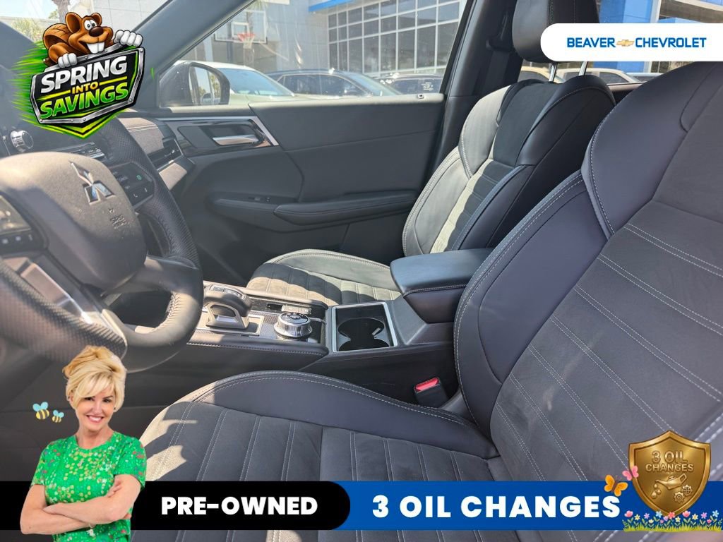 Used 2024 Mitsubishi Outlander SE image 8