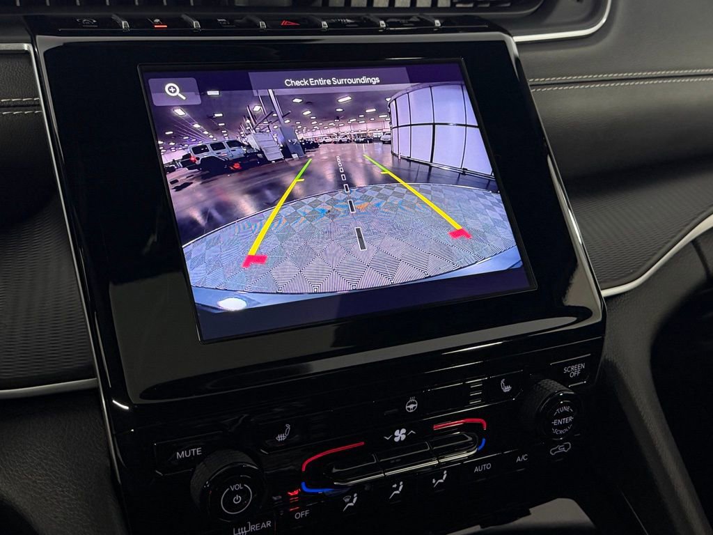 Certified 2024 Jeep Grand Cherokee Laredo X w/ Luxury Tech Group I image 18