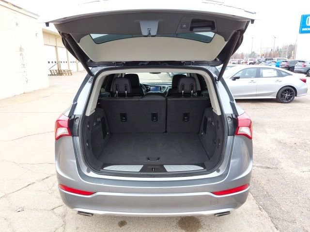 Used 2020 Buick Envision Premium w/ Driver Confidence Package image 35
