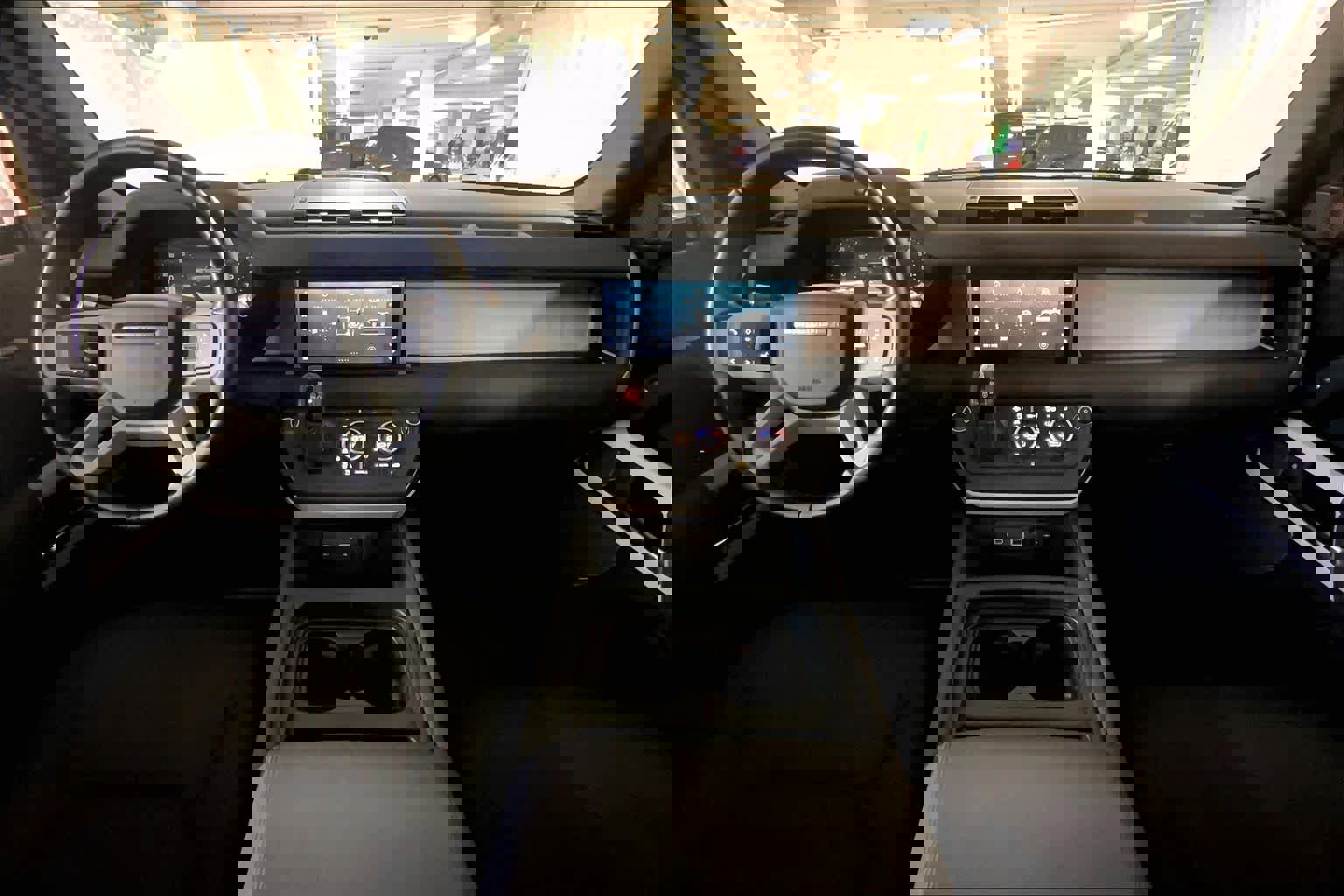 Used 2021 Land Rover Defender 110 image 15