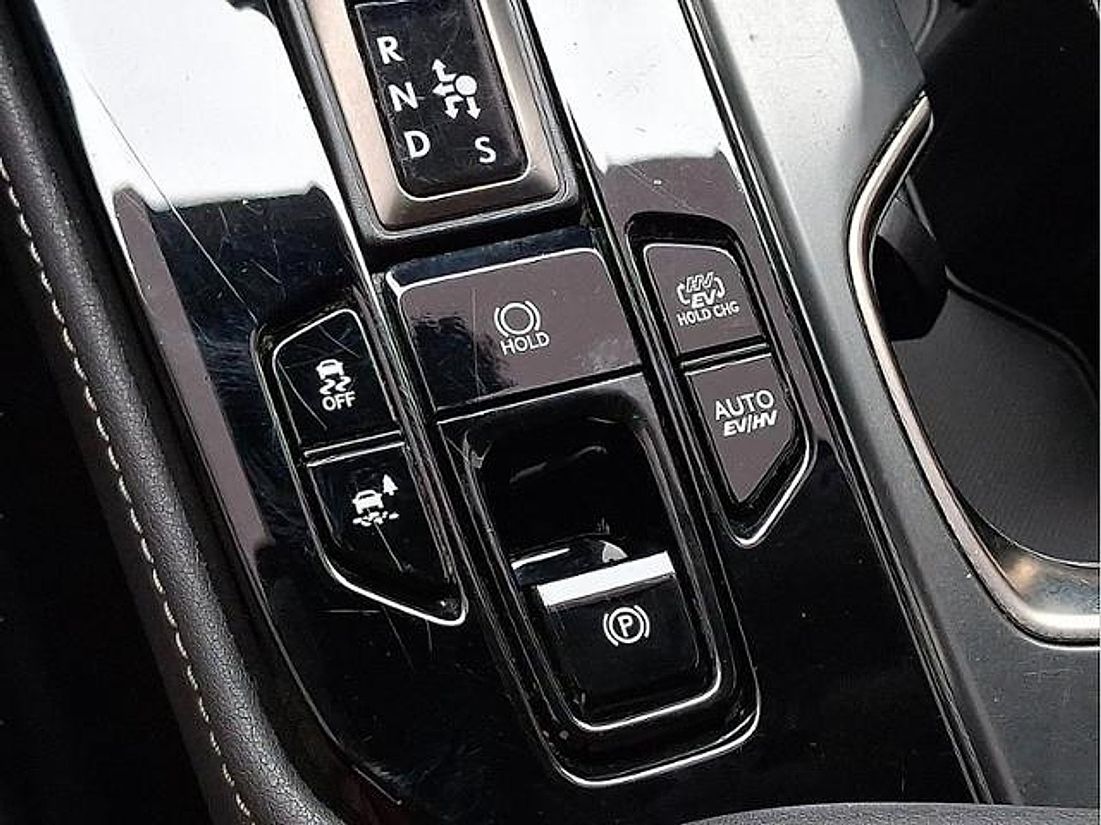 Certified 2025 Lexus NX 450h+ AWD w/ Accessory Package (2T) image 29