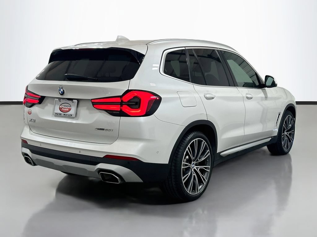 Used 2024 BMW X3 sDrive30i w/ Convenience Package RWD image 4