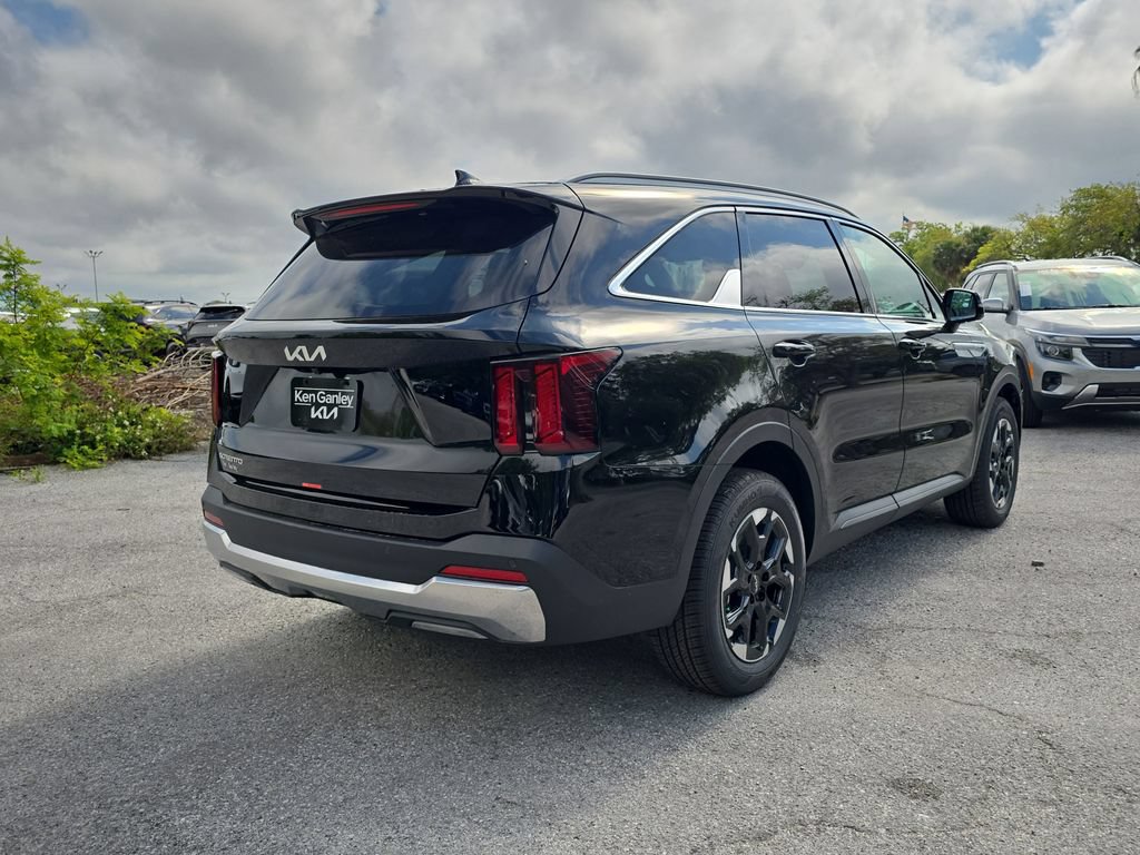 New 2026 Kia Sorento S FWD image 8