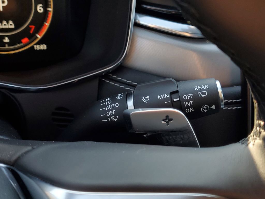 New 2026 Jaguar F-PACE R-Dynamic S image 17