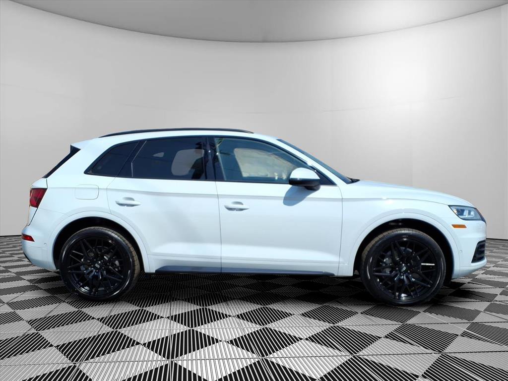 Used 2019 Audi Q5 Prestige w/ Prestige Package image 4