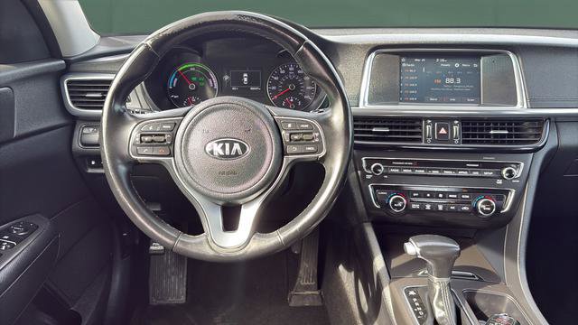 Used 2017 Kia Optima Premium image 20