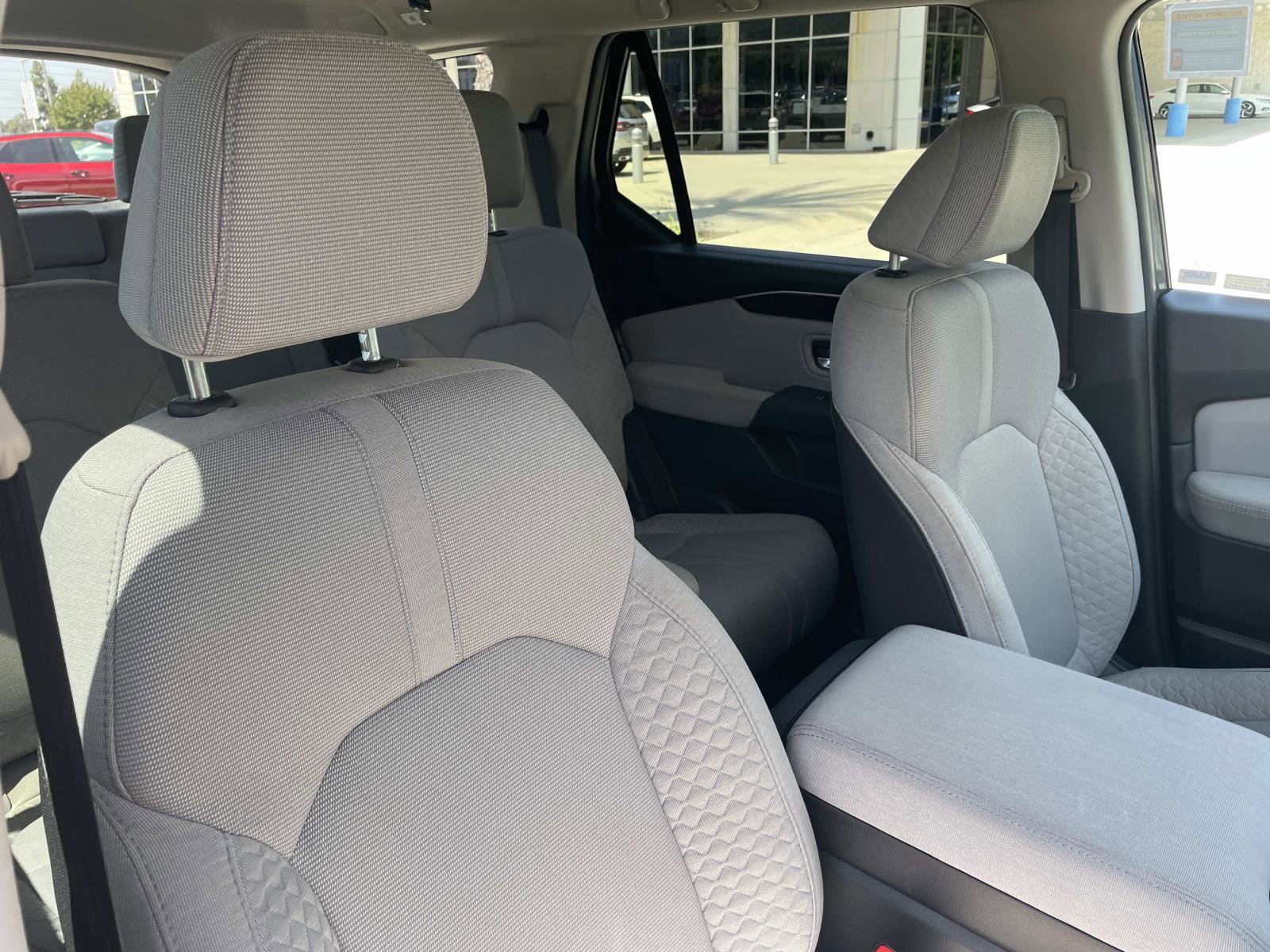 Certified 2024 Honda Pilot LX image 23