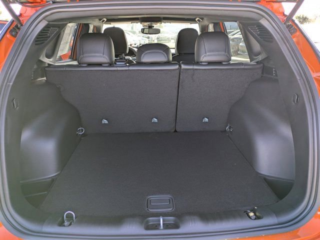 New 2026 Jeep Compass Latitude image 11