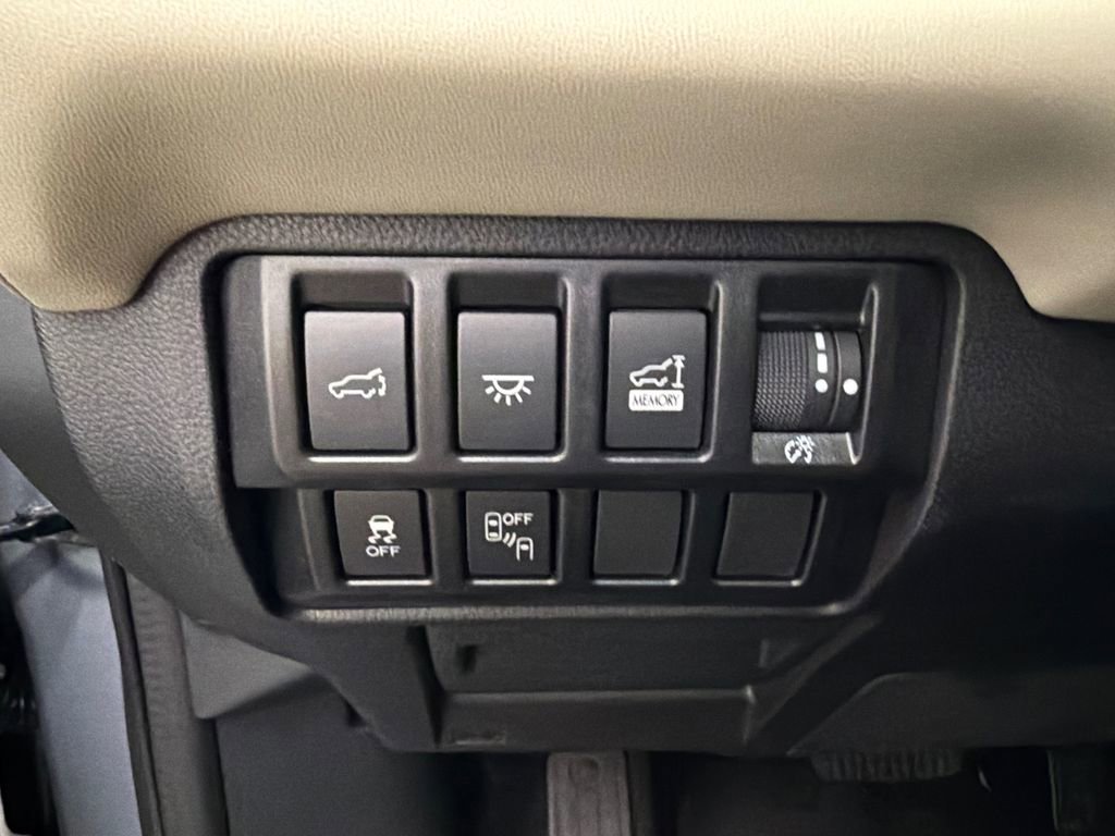 Used 2022 Subaru Ascent Limited w/ Technology Package AWD/4WD image 35