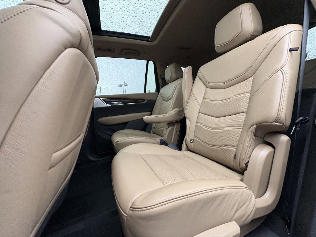 Used 2020 Cadillac XT6 Sport w/ Platinum Package image 37