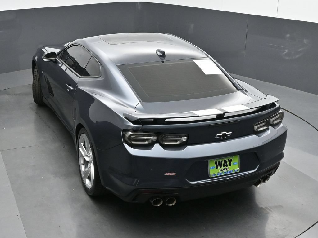 Used 2019 Chevrolet Camaro SS RWD image 39