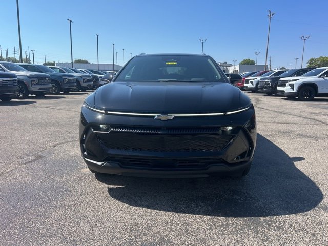 New 2026 Chevrolet Equinox EV LT image 8