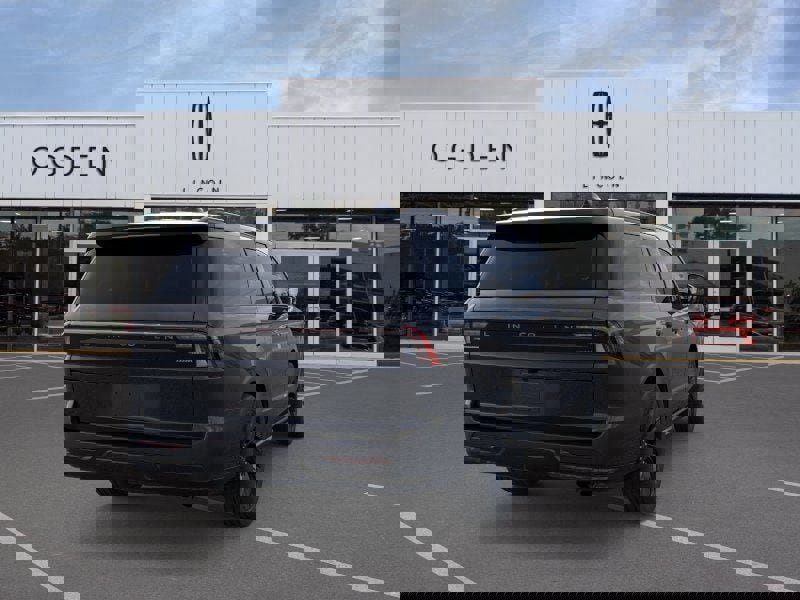 New 2025 Lincoln Navigator L Reserve image 8