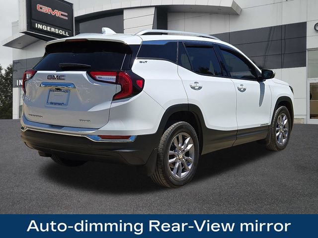 Used 2024 GMC Terrain SLT AWD/4WD image 25