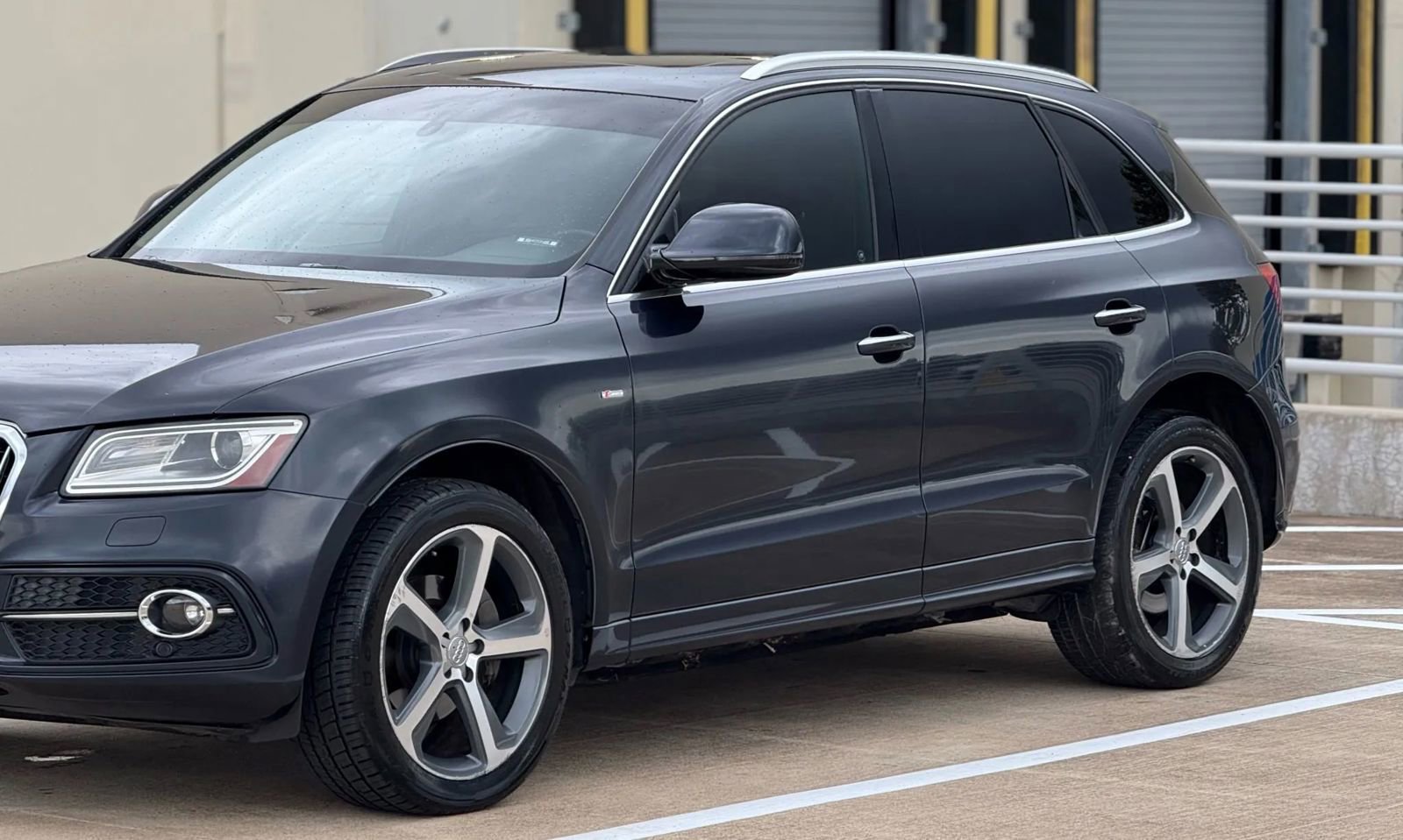 Used 2015 Audi Q5 3.0T Premium Plus w/ Technology Package image 4