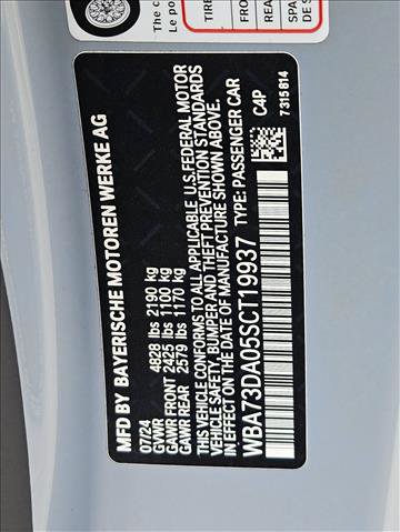 Used 2025 BMW M440i Coupe w/ Premium Package RWD image 23