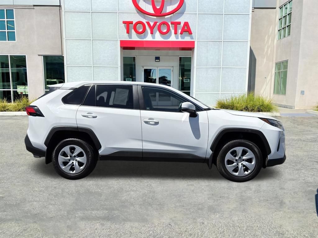 Used 2025 Toyota RAV4 LE FWD image 8