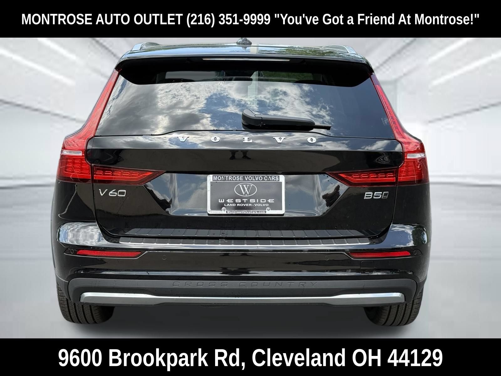 New 2026 Volvo V60 B5 Cross Country Plus w/ Protection Package Premier AWD/4WD image 4