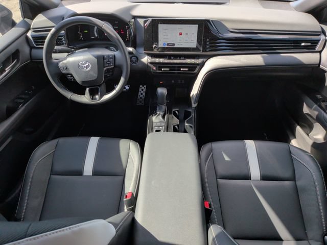Used 2026 Toyota Camry SE FWD image 28