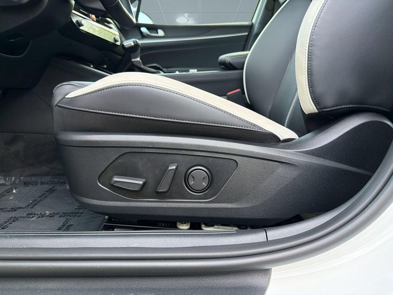 Used 2025 Kia K5 GT-Line w/ GT-Line Premium Package FWD image 14