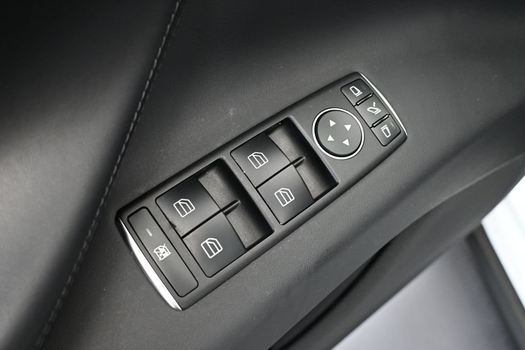 Used 2018 Tesla Model X 100D AWD/4WD image 14