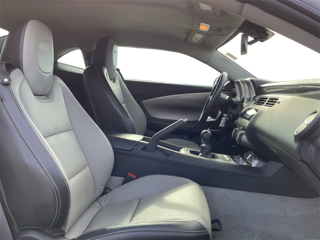 Used 2010 Chevrolet Camaro SS image 22