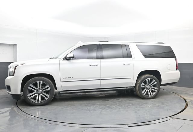 Used 2018 GMC Yukon XL Denali w/ Denali Ultimate Package AWD/4WD image 6