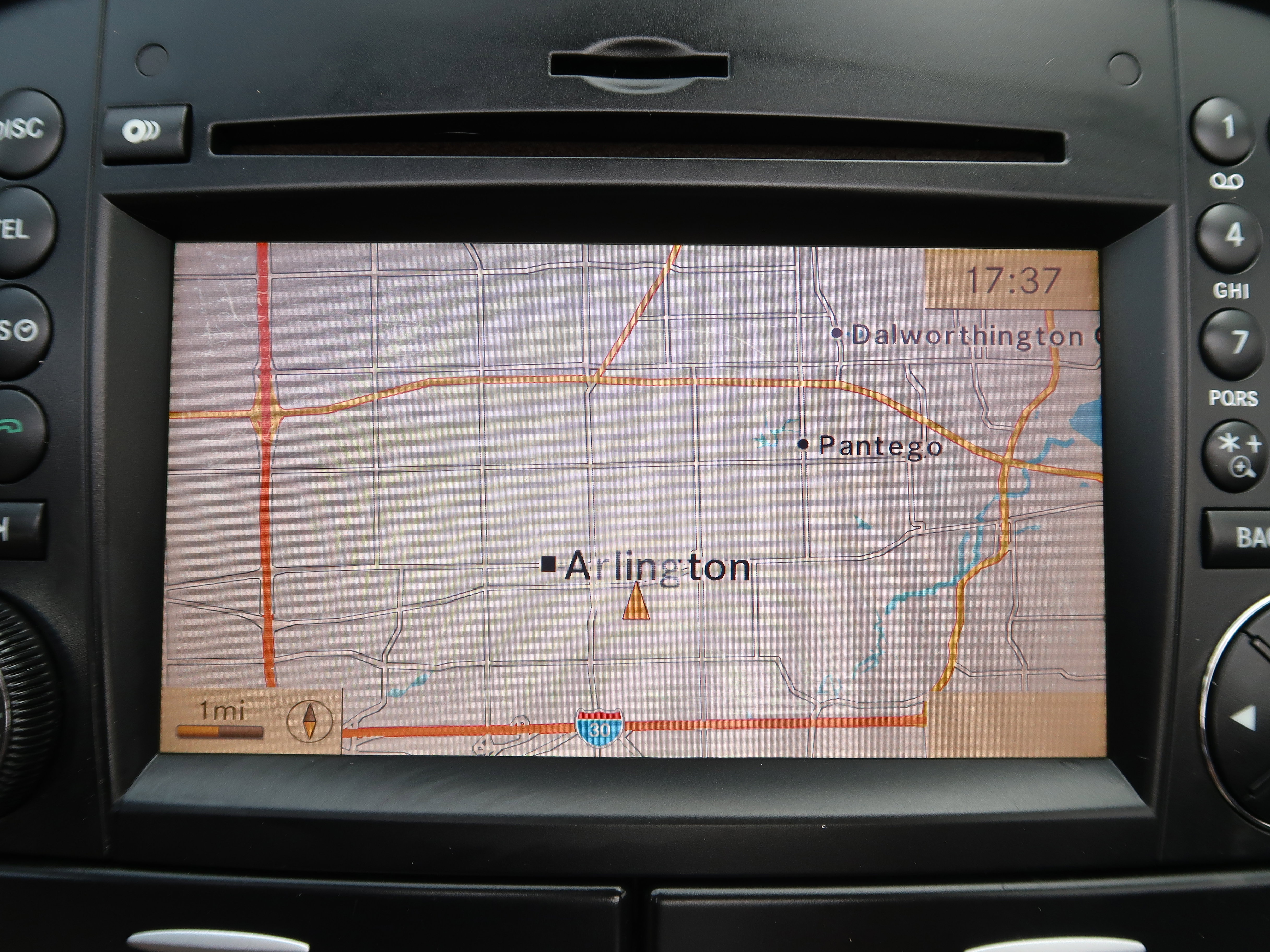 Used 2011 Mercedes-Benz SL 550 image 17