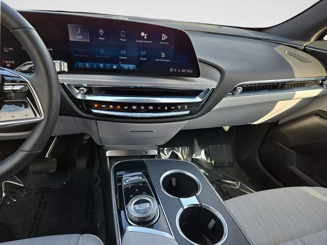 Certified 2024 Cadillac Lyriq Sport w/ LPO, Floor Liner Package AWD/4WD image 24