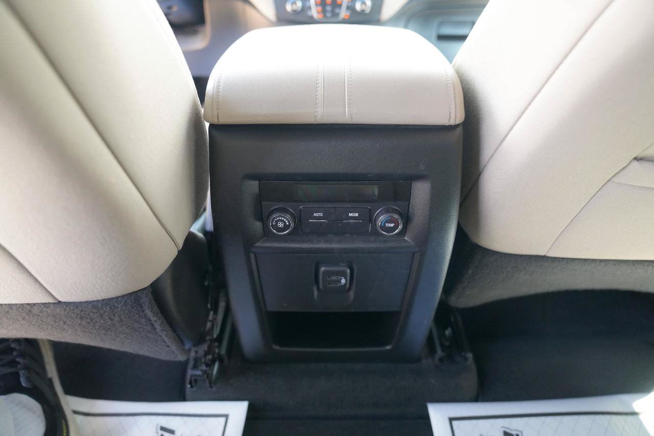 Used 2023 Chevrolet Traverse LS AWD/4WD image 35