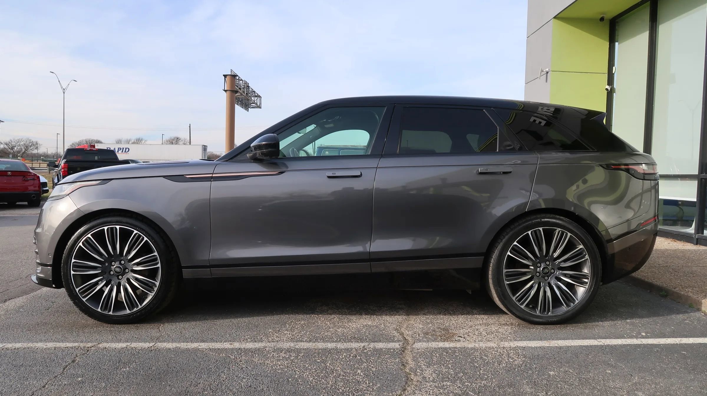 Used 2018 Land Rover Range Rover Velar image 7