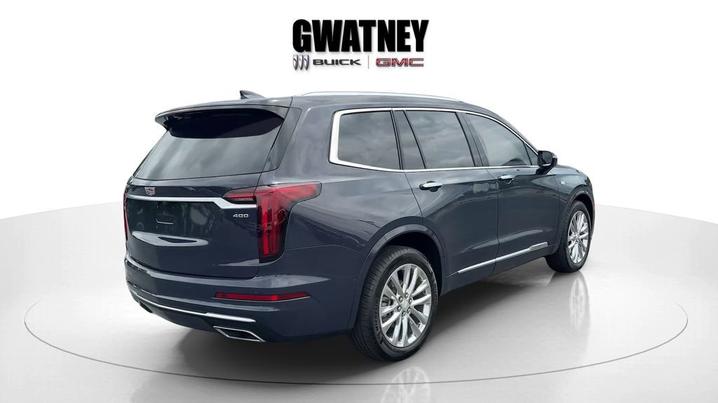 Used 2024 Cadillac XT6 Premium Luxury w/ Technology Package FWD image 4