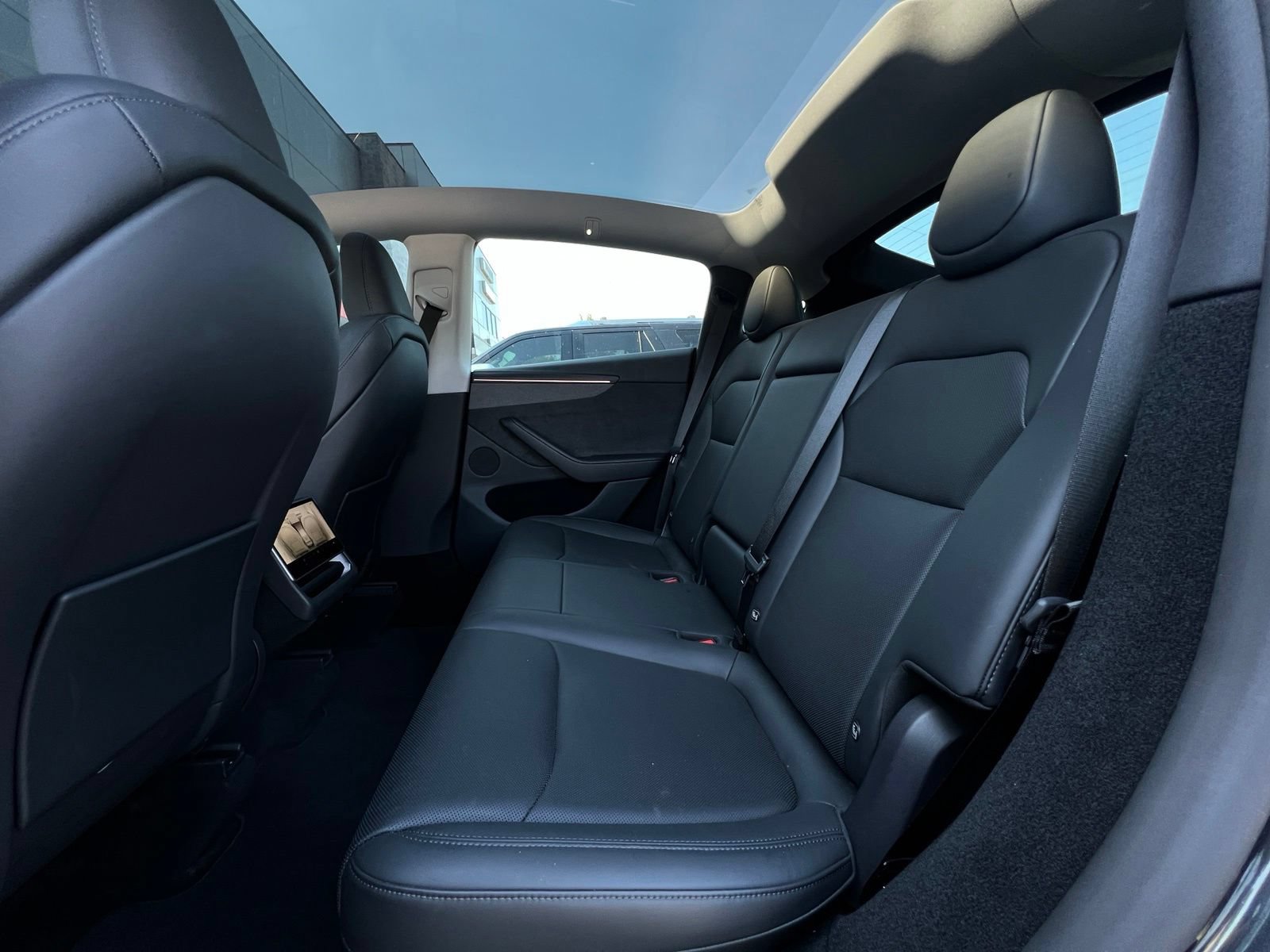 Used 2026 Tesla Model Y AWD image 23