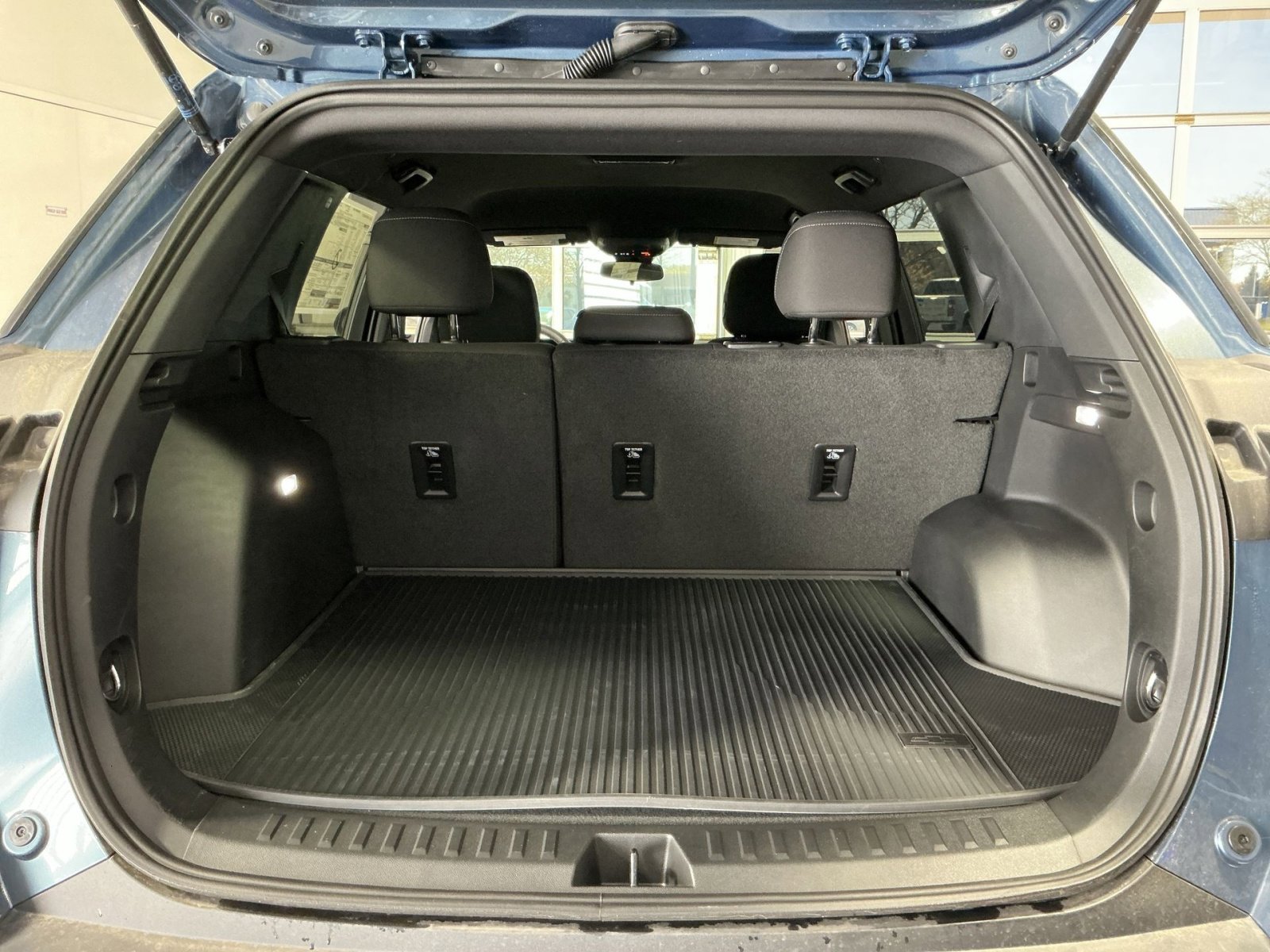 New 2026 Chevrolet Equinox LT AWD/4WD image 25
