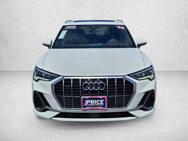 Used 2025 Audi Q3 2.0T Premium AWD/4WD image 2