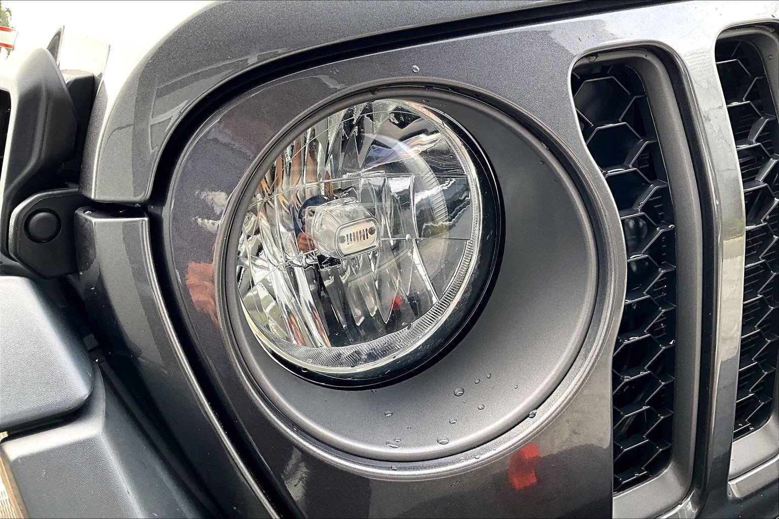 Used 2023 Jeep Gladiator Mojave w/ Trailer Tow Package image 27