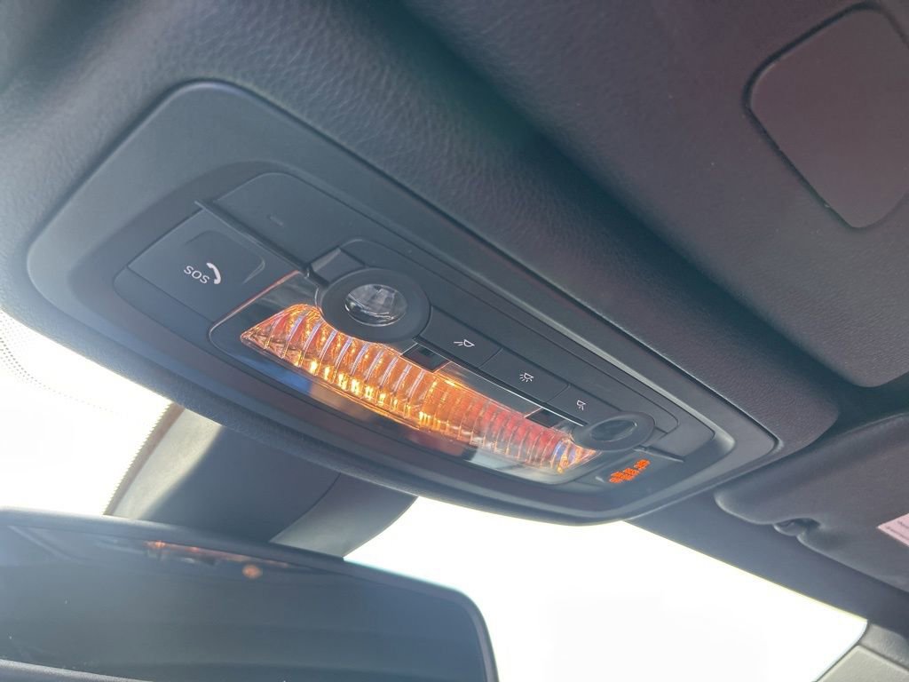 Used 2016 BMW M6 Convertible image 39