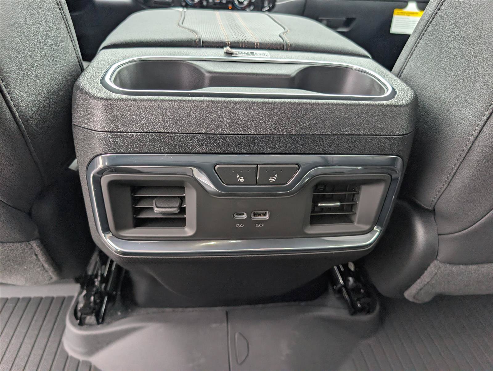 New 2026 Chevrolet Silverado 1500 High Country w/ Technology Package AWD/4WD image 16