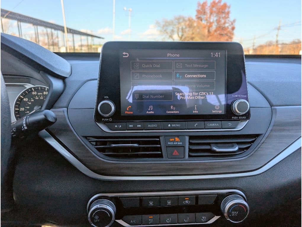 Used 2023 Nissan Altima 2.5 SV image 23