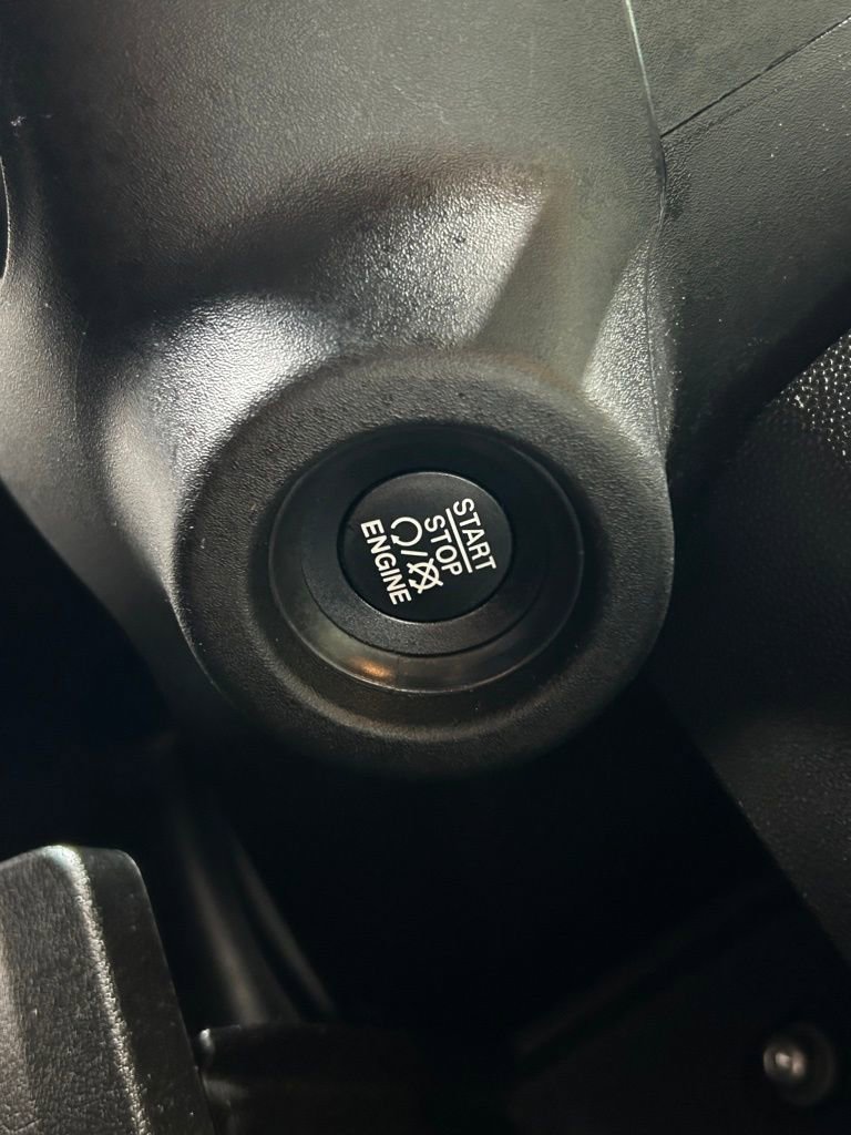 Used 2025 RAM ProMaster 2500 w/ Convenience Group image 23