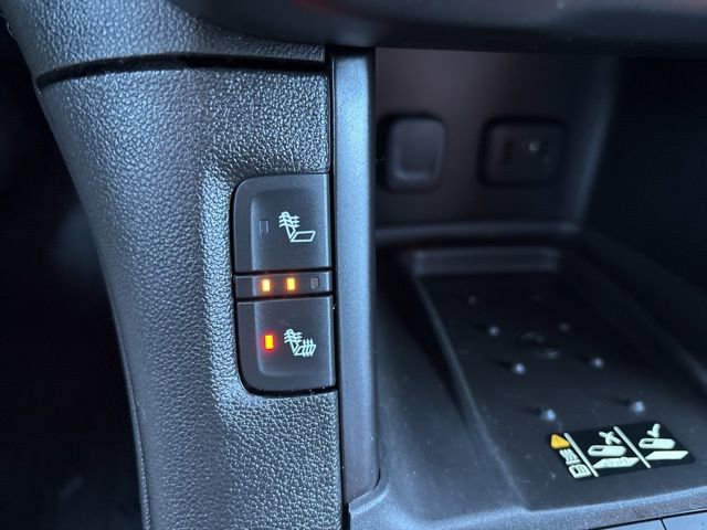 Used 2018 GMC Acadia SLT w/ LPO, Cargo Package image 19