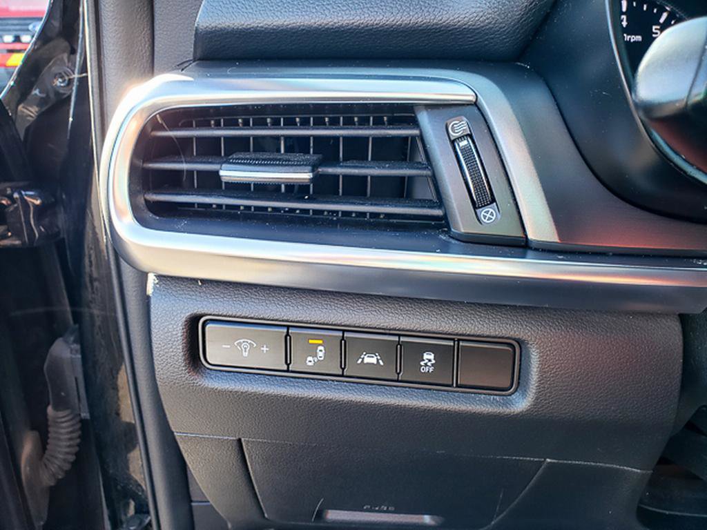 Used 2022 Kia Telluride S image 12