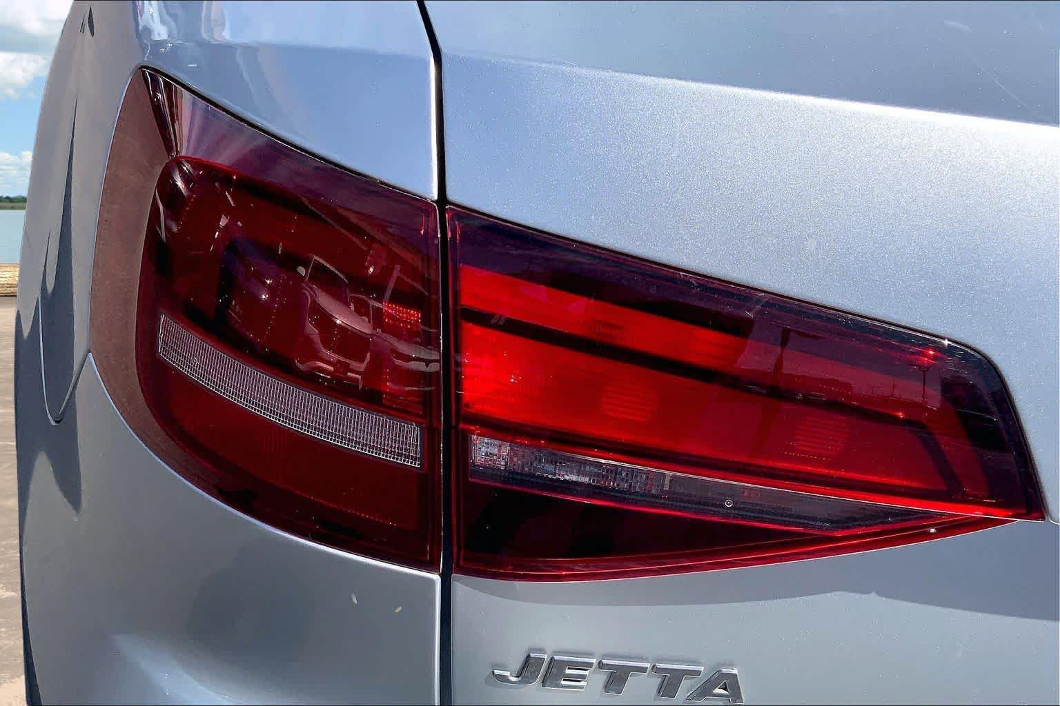 Used 2016 Volkswagen Jetta S FWD image 32