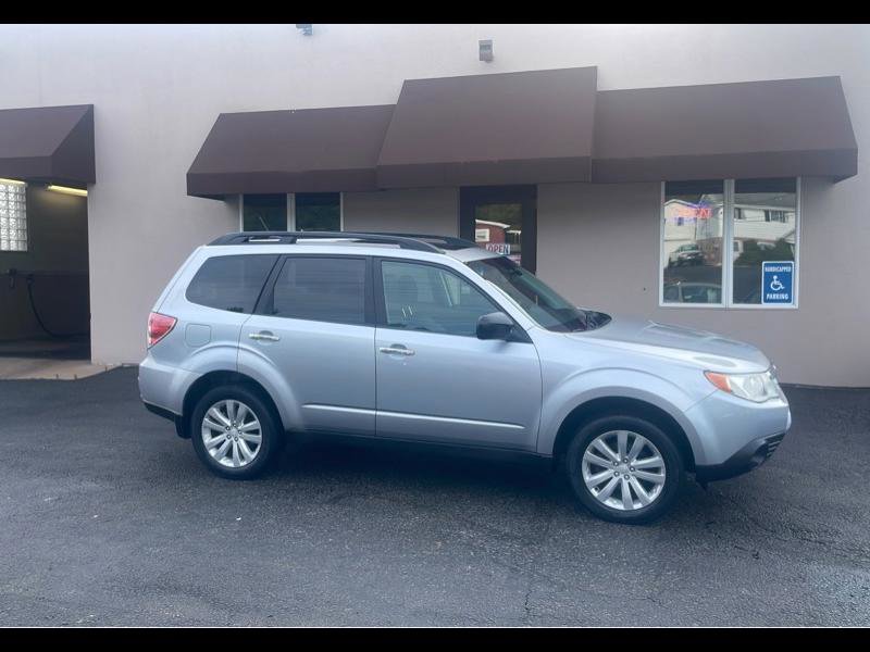 Used 2012 Subaru Forester 2.5X Limited image 2