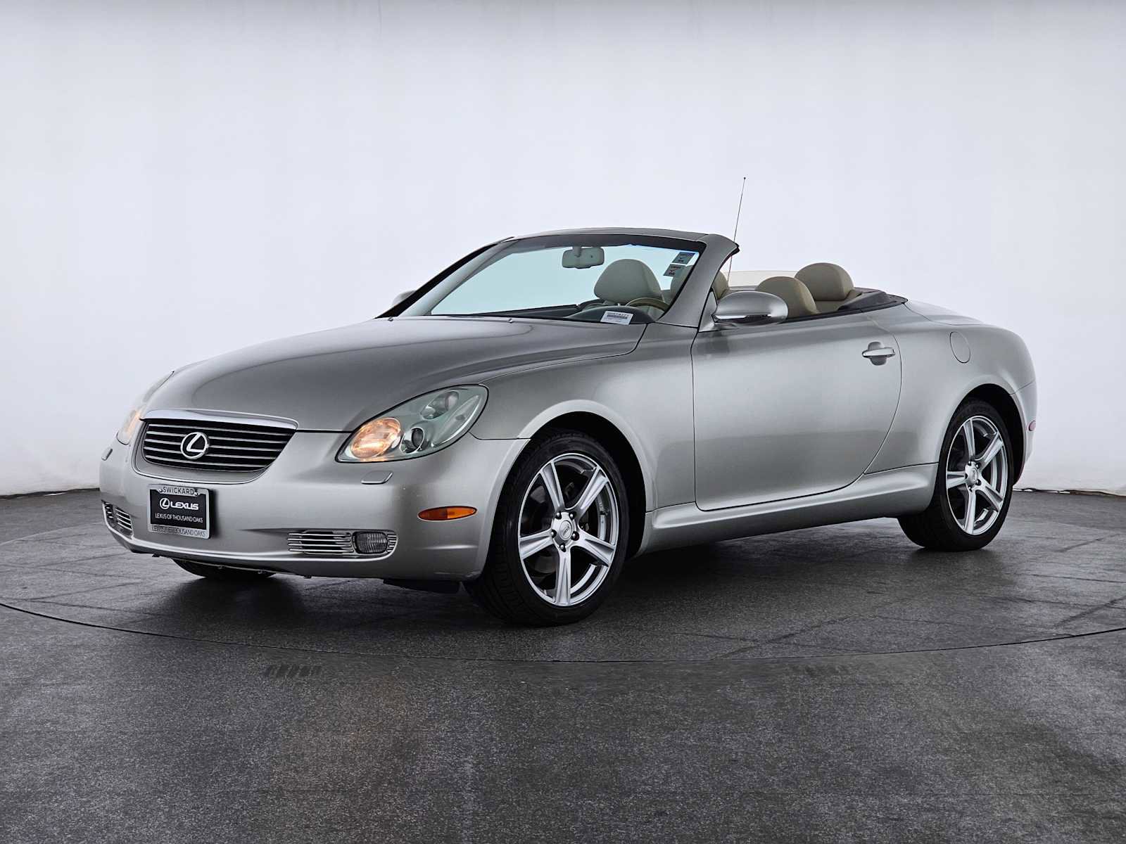 Used 2005 Lexus SC 430 Convertible image 27