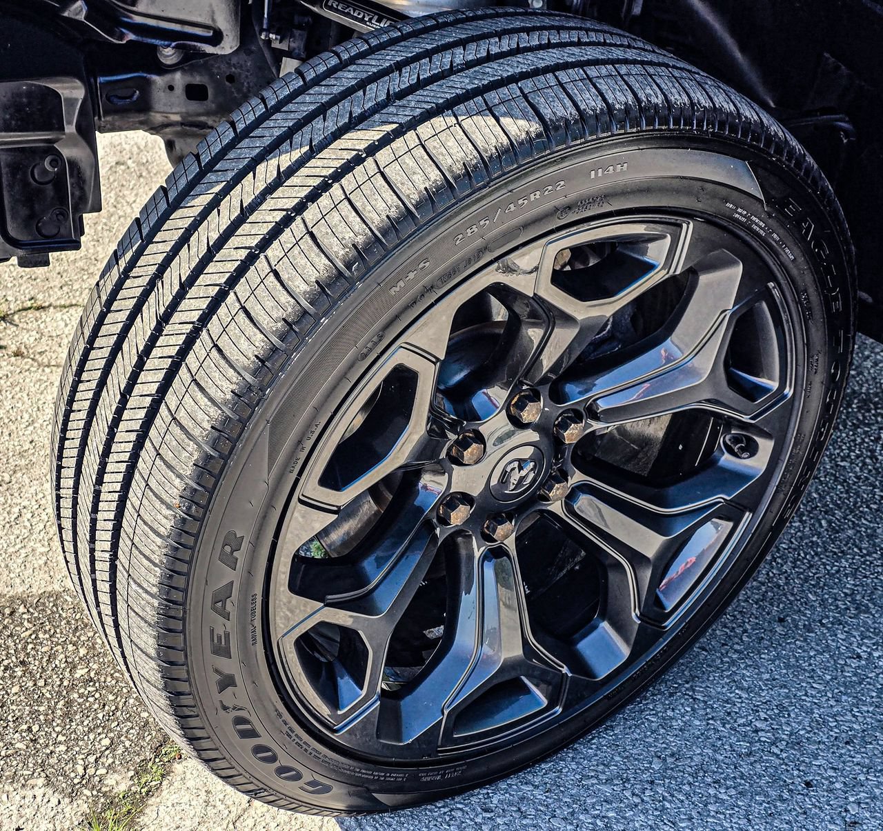 Used 2022 RAM 1500 Limited AWD/4WD image 16