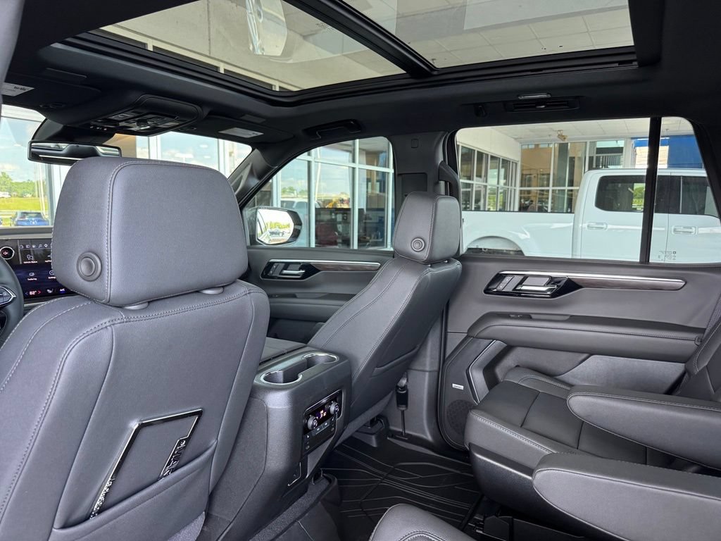 New 2026 Chevrolet Tahoe Z71 w/ Comfort Package AWD/4WD image 24