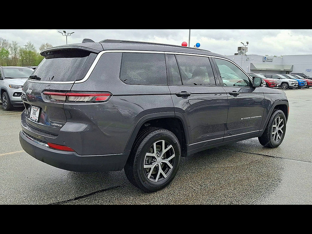 Certified 2025 Jeep Grand Cherokee L Limited AWD/4WD image 8