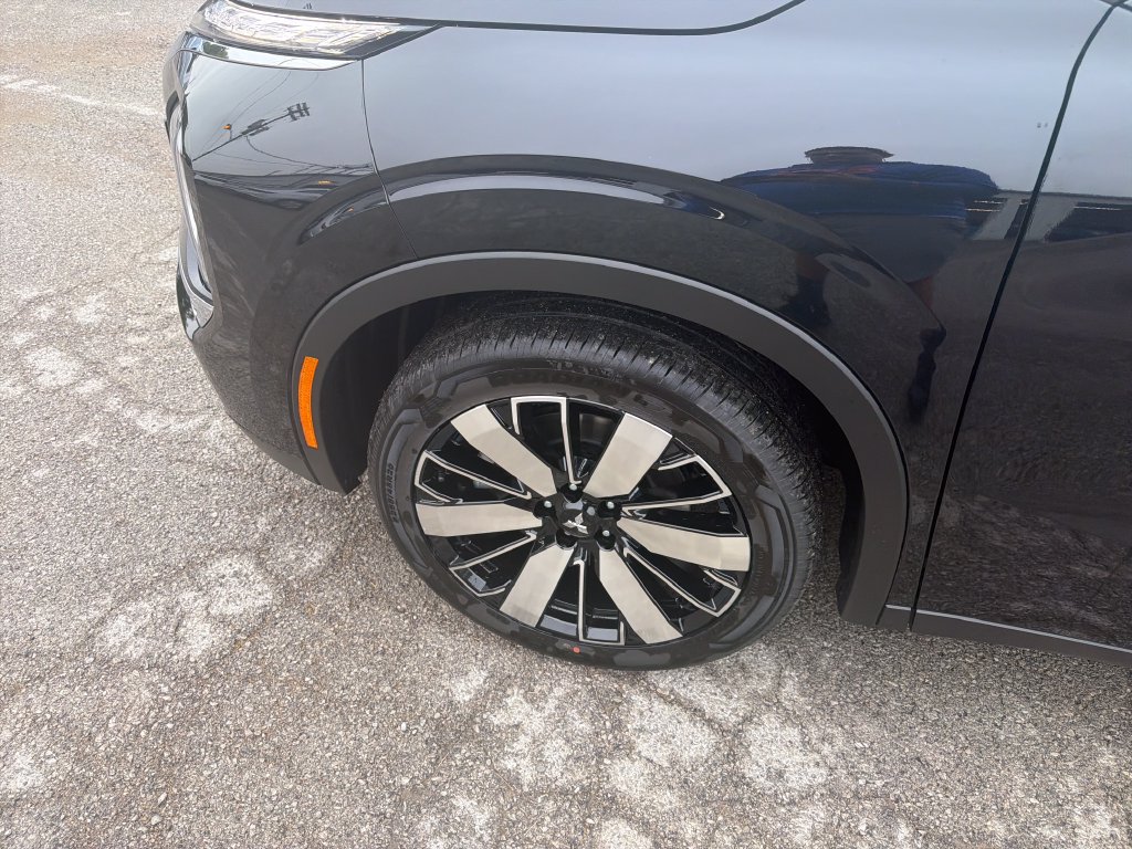 New 2026 Mitsubishi Outlander SE AWD/4WD image 10