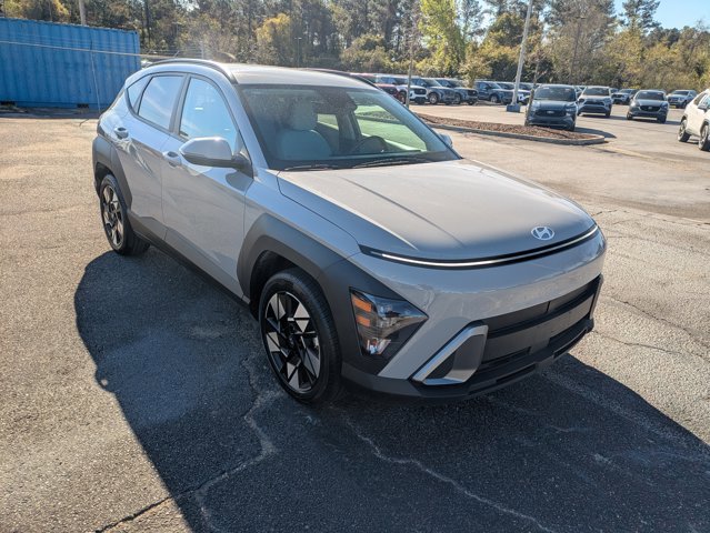 Used 2024 Hyundai Kona SEL image 3